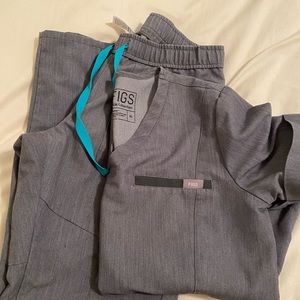 Figs scrub set! Color- graphite, size-xs